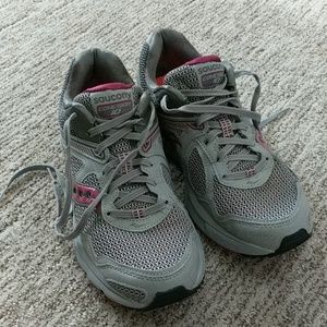 Women's Saucony Cohesion 10 Running Shoes